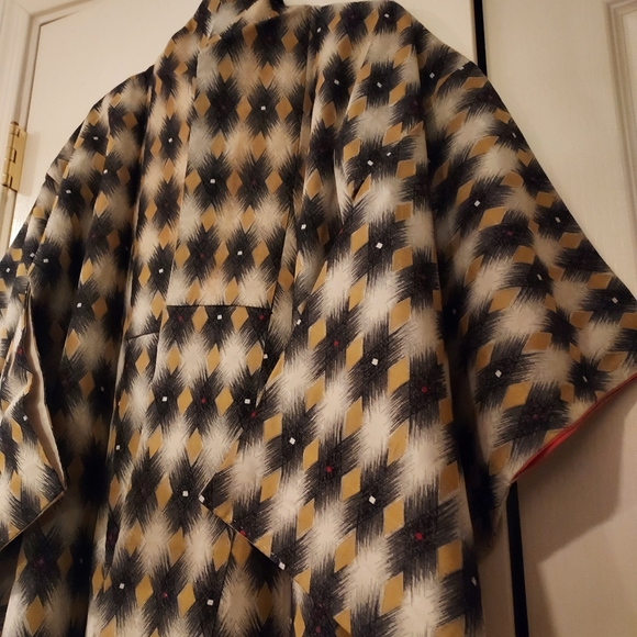 Vintage 30's - 40's geometric Art Deco silk kimono from Japan - Picture 9 of 16